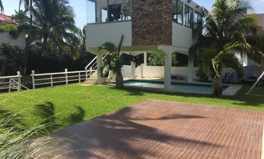 Fracc. El Estero, Casa en RENTA amueblada con ALBERCA, MUELLE Y ACCCESO A CANAL