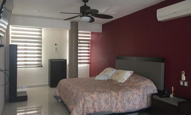 Fracc. El Estero, Casa en RENTA amueblada con ALBERCA, MUELLE Y ACCCESO A CANAL