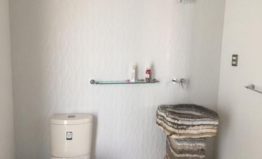 Fracc. El Estero, Casa en RENTA amueblada con ALBERCA, MUELLE Y ACCCESO A CANAL