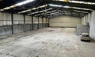 Bodega en venta de 2,500 m2 en San Isidro