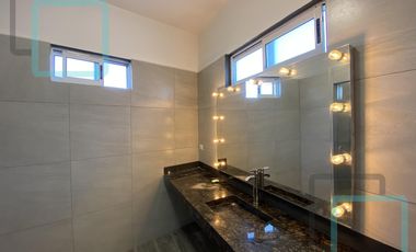 CASA EN VENTA SIERRA ALTA ZONA CARRETERA NACIONAL MONTERREY
