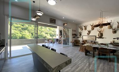 CASA EN VENTA SIERRA ALTA ZONA CARRETERA NACIONAL MONTERREY