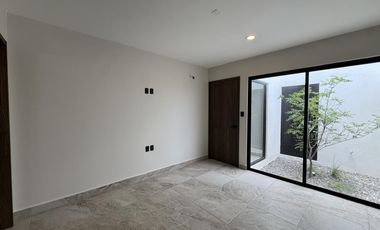 CASA CON ROOF TOP EN VENTA EN LOMAS DE LA RIOJA