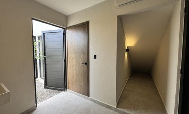 CASA CON ROOF TOP EN VENTA EN LOMAS DE LA RIOJA