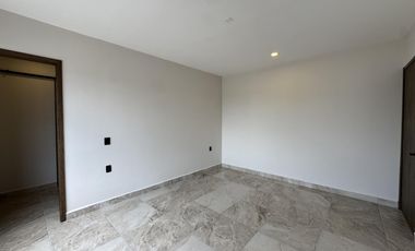 CASA CON ROOF TOP EN VENTA EN LOMAS DE LA RIOJA
