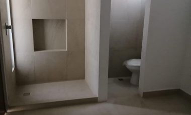 Casa residencial en Aqua Cumbres en av huayacan, Cancun