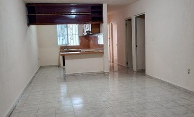 CASA EN VENTA EN RESIDENCIAL DEL LAGO, CIUDAD DEL CARMEN, CAMPECHE