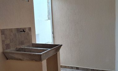 CASA EN VENTA EN RESIDENCIAL DEL LAGO, CIUDAD DEL CARMEN, CAMPECHE