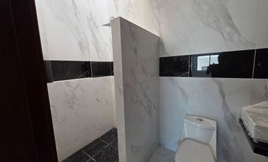 Casa en VENTA Lomas de la Rioja Con Gran Jardín