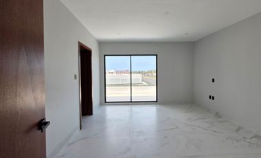 Casa en VENTA Lomas de la Rioja Con Gran Jardín
