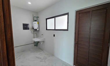 Casa en VENTA Lomas de la Rioja Con Gran Jardín