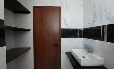 Casa en VENTA Lomas de la Rioja Con Gran Jardín