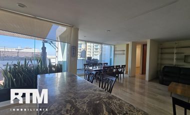 SE RENTA CASA EN CLUB DE GOLF, LA LOMA