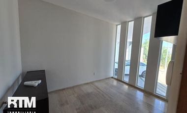 SE RENTA CASA EN CLUB DE GOLF, LA LOMA
