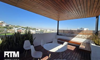 SE RENTA CASA EN CLUB DE GOLF, LA LOMA