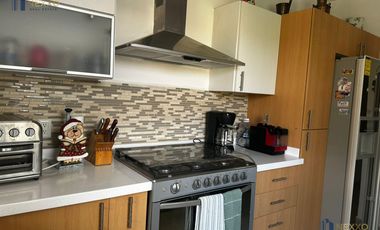 Casa en RENTA Amueblada O VENTA en Fraccionamiento Cumbres del Lago