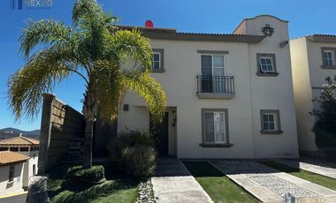 Casa en RENTA Amueblada O VENTA en Fraccionamiento Cumbres del Lago
