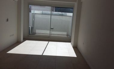 ALQUILER  MONOAMBIENTE DE CATEGORIA DESSAU VI