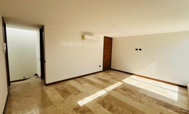Casa en RENTA en Sonata Lomas de Angelopolis II, 4 recamaras