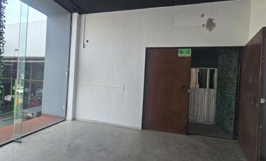Local Comercial 70m² en Av. Juan Pablo II | Gran Flujo Vehicular y Visibilidad