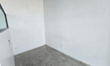 Local Comercial 70m² en Av. Juan Pablo II | Gran Flujo Vehicular y Visibilidad