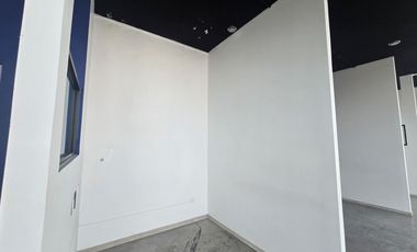 Local Comercial 70m² en Av. Juan Pablo II | Gran Flujo Vehicular y Visibilidad