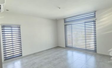 Casa en Renta en Privanzas del Campestre con Rec Planta Baja