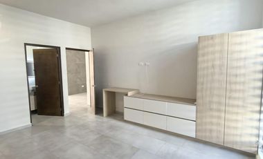 Casa en Renta en Privanzas del Campestre con Rec Planta Baja