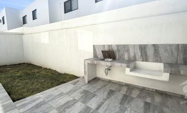Casa en Renta en Privanzas del Campestre con Rec Planta Baja