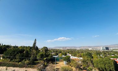 Departamento en RENTA Torre Nebra | 240 m² | Zona Dorada León | 3 Recámaras | Terraza I 3 ESTAC.