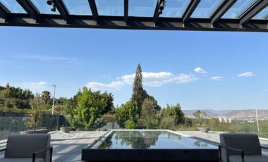 Departamento en RENTA Torre Nebra | 240 m² | Zona Dorada León | 3 Recámaras | Terraza I 3 ESTAC.