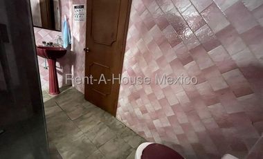 Edificio Comercial en renta en Ciudad Satélite, Naucalpan de Juárez 26-2425 JAS