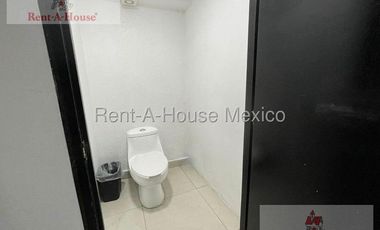 Edificio Comercial en renta, Ciudad Satélite, Naucalpan de Juárez 26-2425 JAS