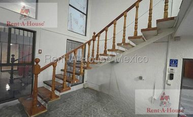 Edificio Comercial en renta, Ciudad Satélite, Naucalpan de Juárez 26-2425 JAS