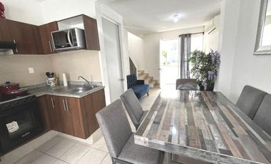 CASA EN RENTA EN EQUIPADA Y AMUEBLADA EN PLAYA DEL CARMEN