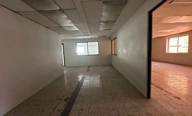 Edificio en renta en  esquina cerca de la Macro Plaza todo o en partes