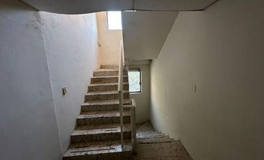 Edificio en renta en  esquina cerca de la Macro Plaza todo o en partes