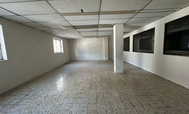 Edificio en renta en  esquina cerca de la Macro Plaza todo o en partes