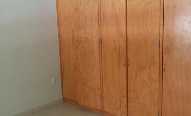 RENTA CASA CLAUSTROS DEL RIO-PRECIO ES MAS MANTENIMIENTO