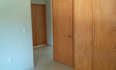 RENTA CASA CLAUSTROS DEL RIO-PRECIO ES MAS MANTENIMIENTO