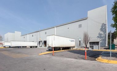 Bodega Industrial en Toluca de 2,396 m2
