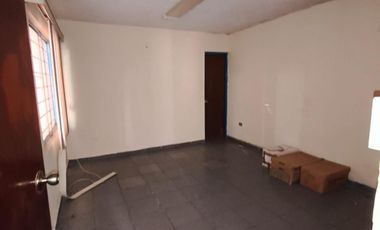 TERRENO BARDEADO CON TECHUMBRE