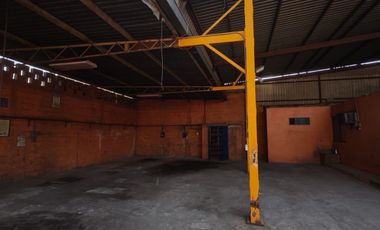 TERRENO BARDEADO CON TECHUMBRE