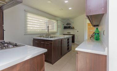 ARRIENDO CASA REQUINOA 4 DORMITORIOS 3 BAÑOS