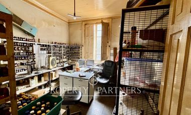 Casa esquina San Ignacio con José Joaquín Vallejos