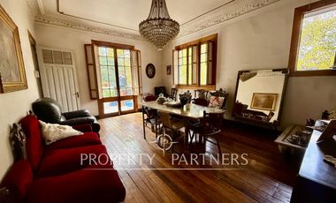 Casa esquina San Ignacio con José Joaquín Vallejos