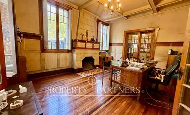 Casa esquina San Ignacio con José Joaquín Vallejos