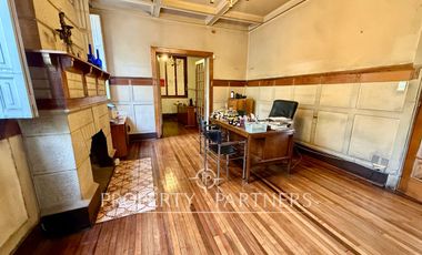 Casa esquina San Ignacio con José Joaquín Vallejos