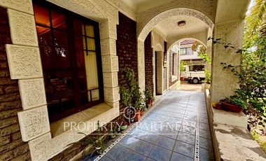 Casa esquina San Ignacio con José Joaquín Vallejos