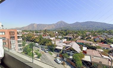 Arriendo de Penthouse TRIPLEX en Vitacura